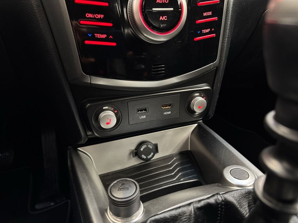 Ssangyong Tivoli 2016 Sininen