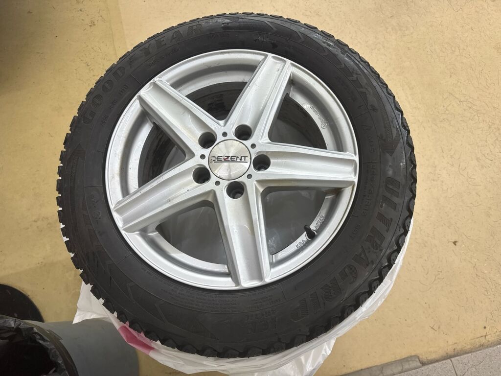 Mercedes-Benz E 2012 Hopea