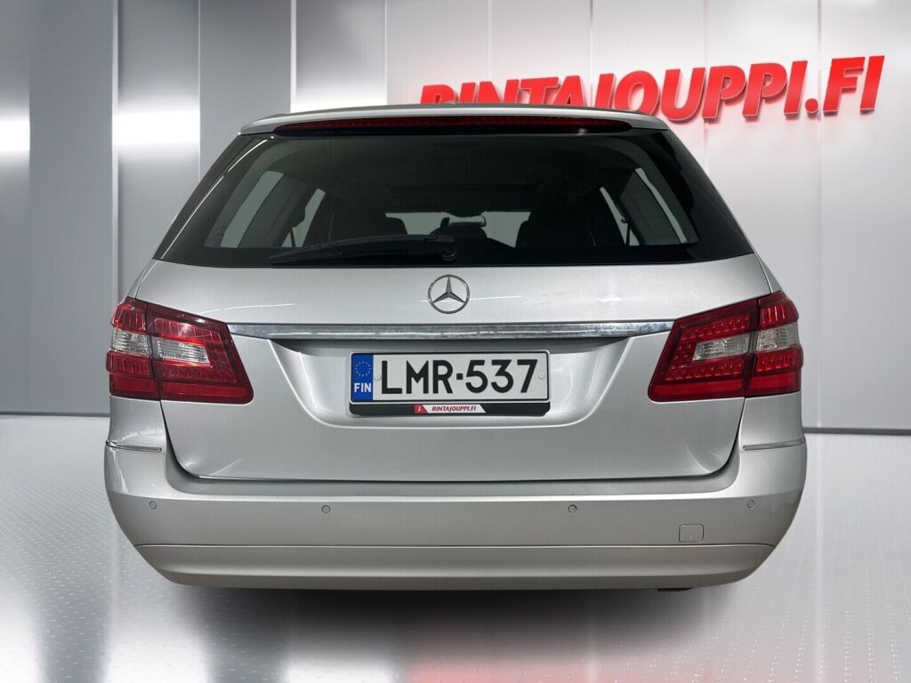 Mercedes-Benz E 2012 Hopea