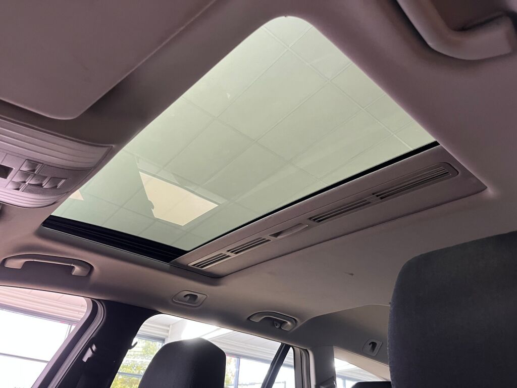 Mercedes-Benz E 2012 Hopea