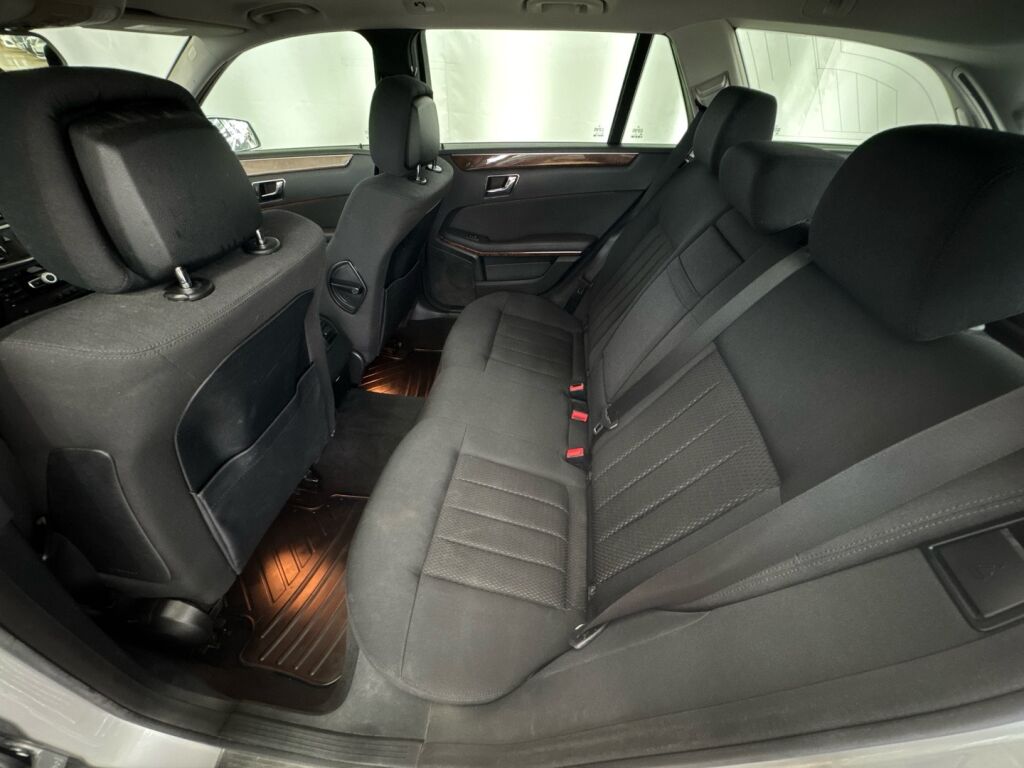 Mercedes-Benz E 2012 Hopea