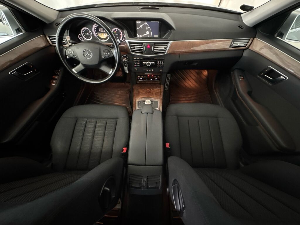 Mercedes-Benz E 2012 Hopea