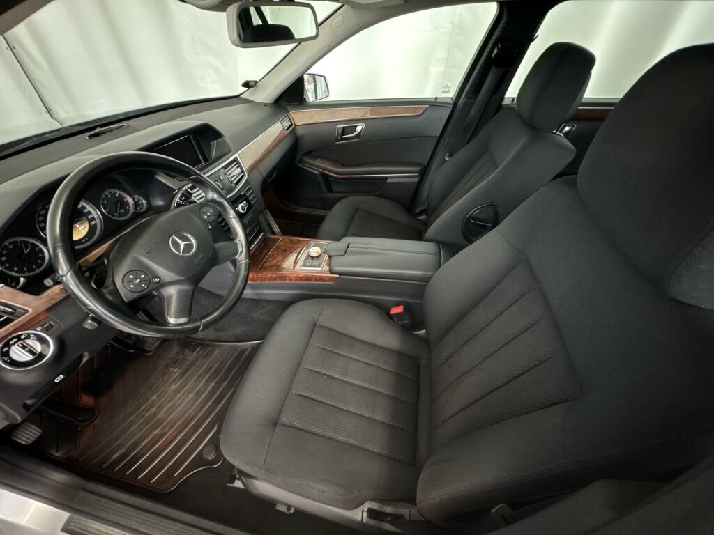 Mercedes-Benz E 2012 Hopea