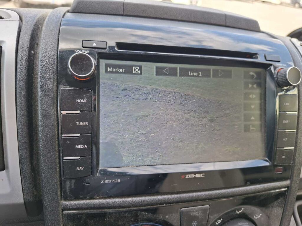 Bürstner T690 Nexxo Time 2016 Valkoinen