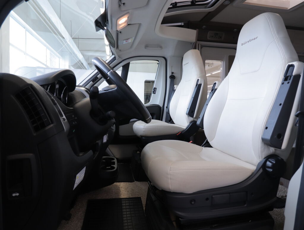 Bürstner NEXXO TIME T 690 2016 Valkoinen