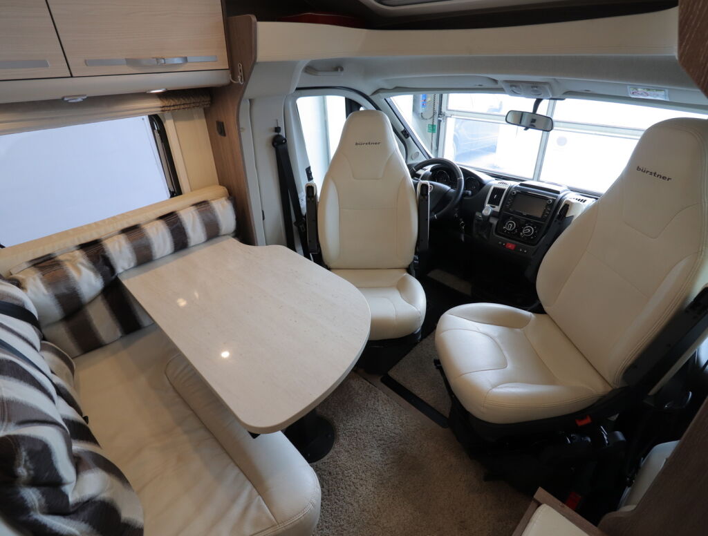 Bürstner NEXXO TIME T 690 2016 Valkoinen