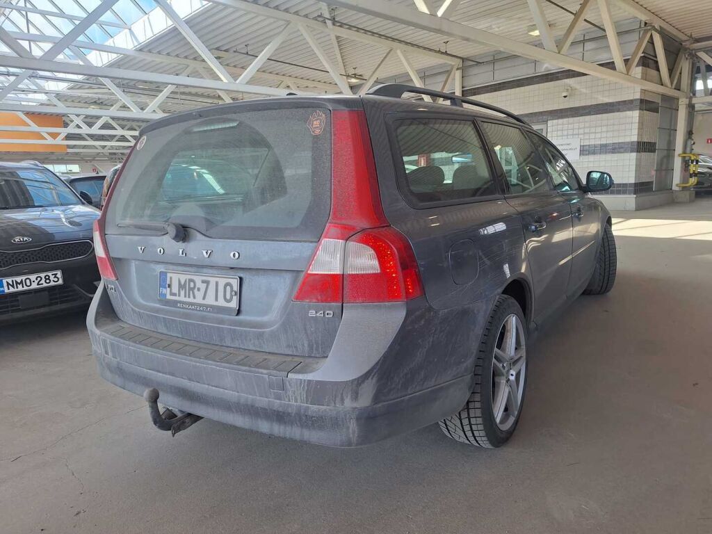 Volvo V70 2008 Harmaa