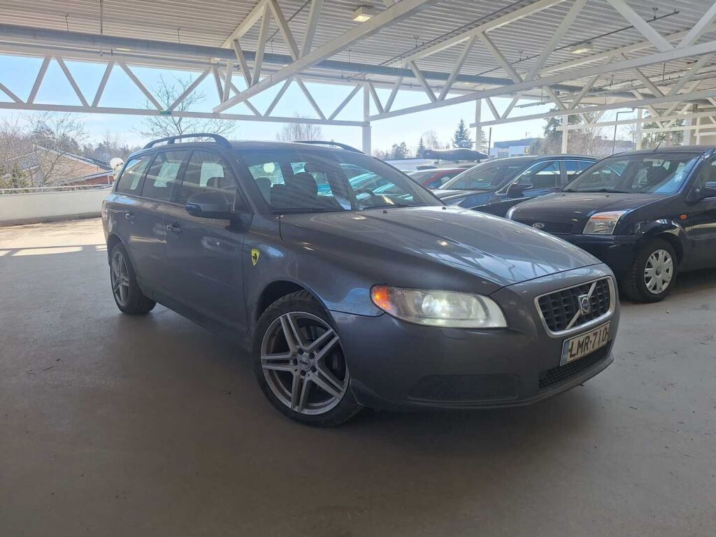 Volvo V70 2008 Harmaa
