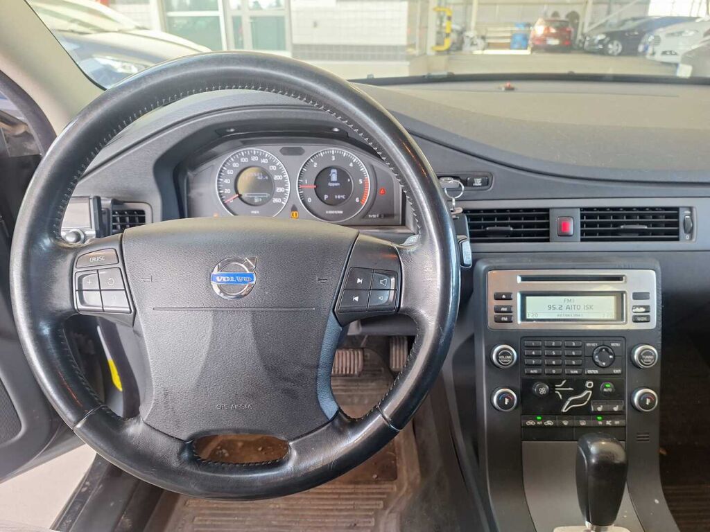 Volvo V70 2008 Harmaa