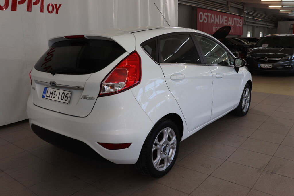 Ford Fiesta 2015 Valkoinen
