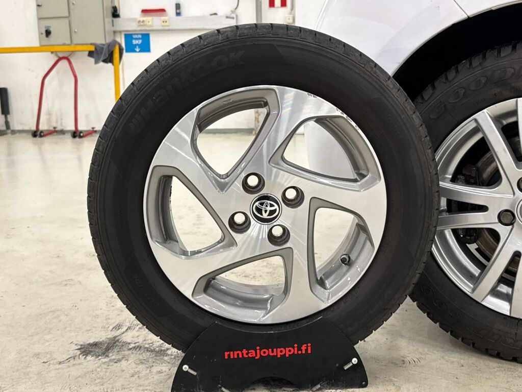 Toyota Yaris 2015 Valkoinen