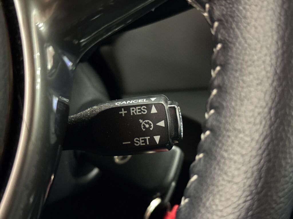 Toyota Yaris 2015 Valkoinen