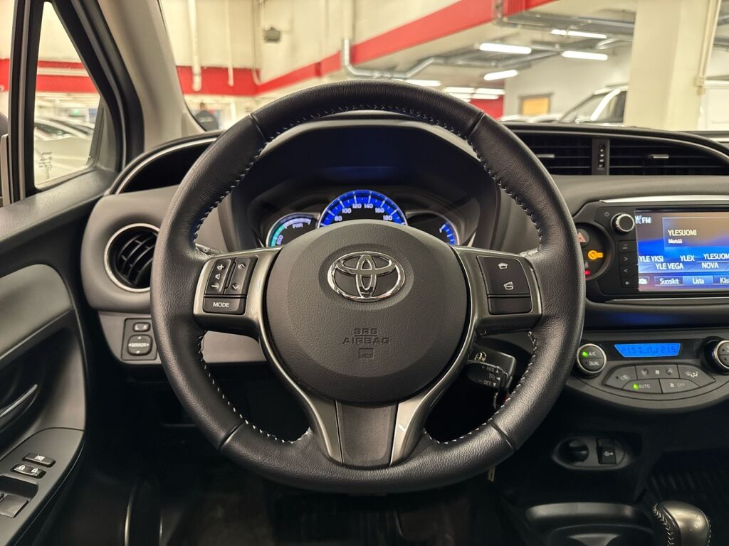 Toyota Yaris 2015 Valkoinen