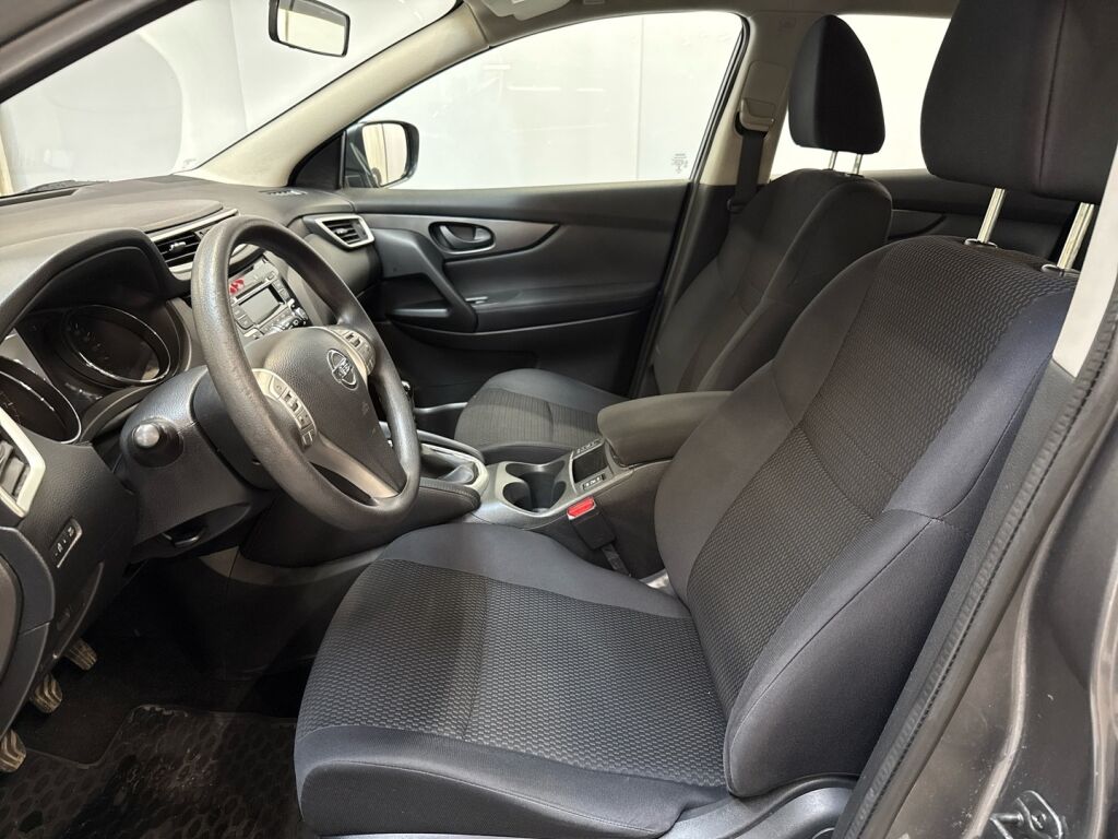 Nissan Qashqai 2016 Harmaa