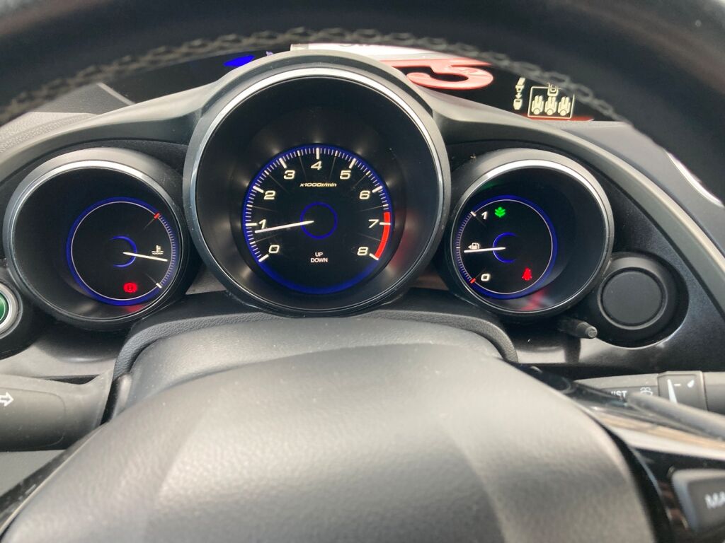 Honda Civic 2015 Punainen