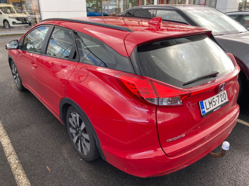 Honda Civic 2015 Punainen