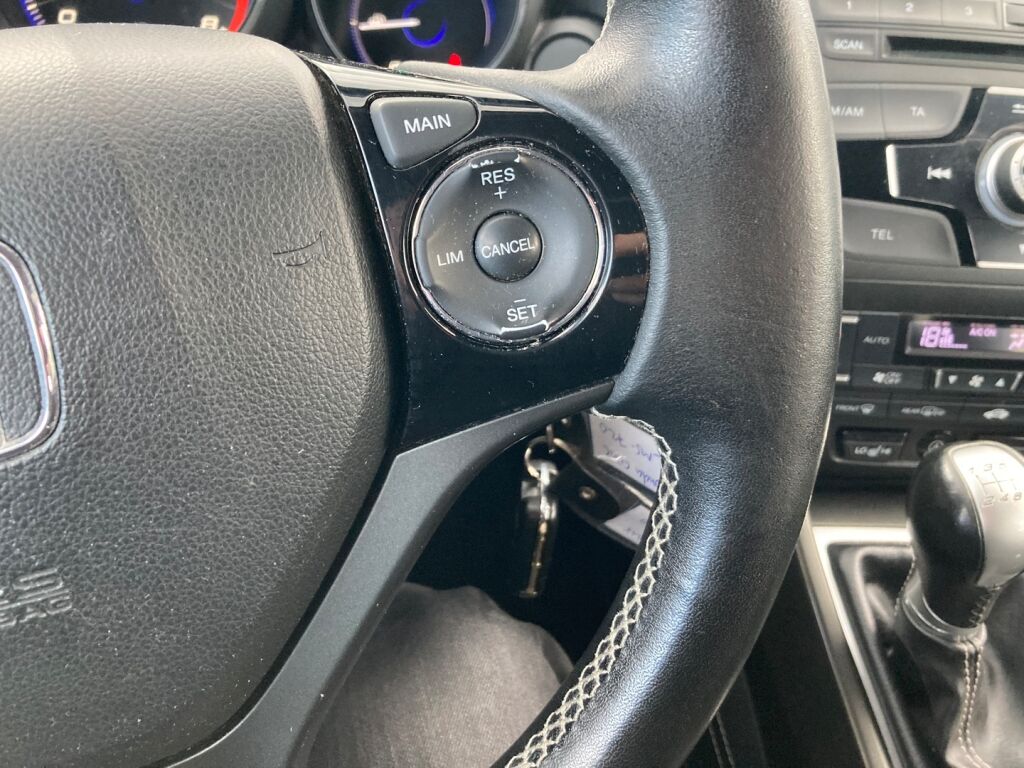 Honda Civic 2015 Punainen