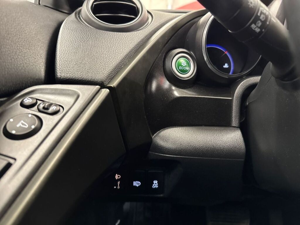 Honda Civic 2015 Valkoinen