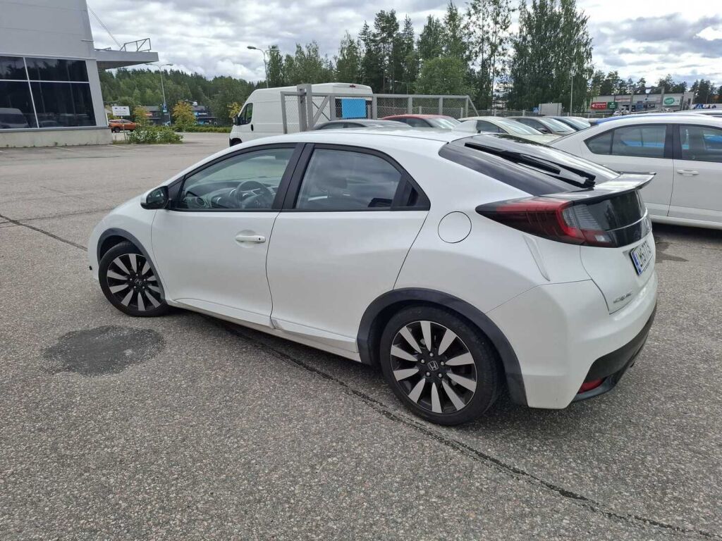 Honda Civic 2015 Valkoinen