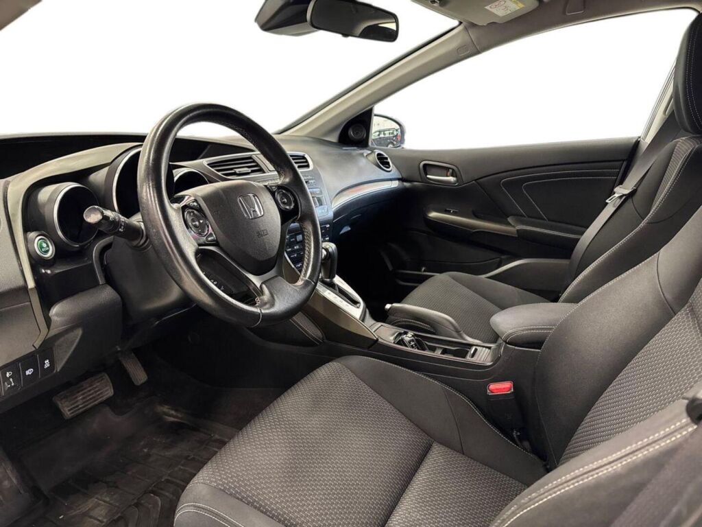 Honda Civic 2015 Valkoinen