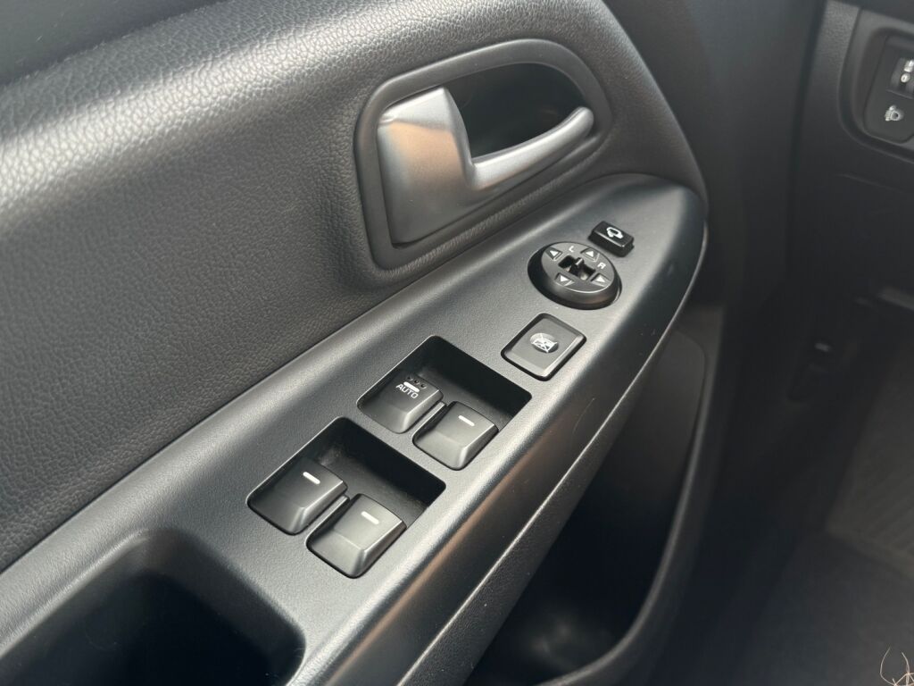 Kia Rio 2015 Harmaa