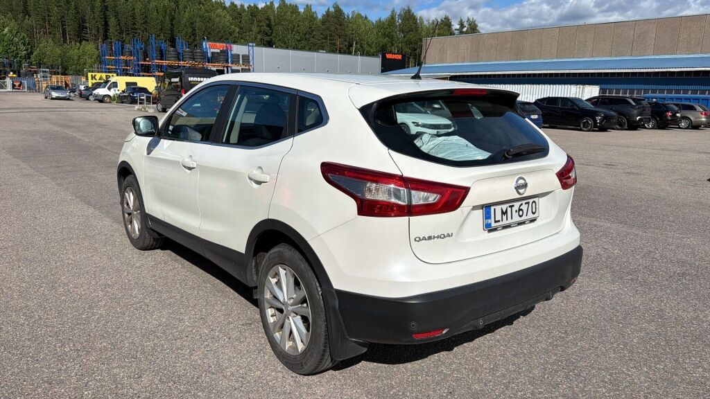 Nissan Qashqai 2015 Valkoinen