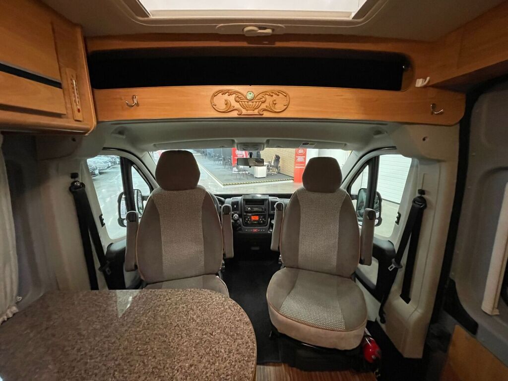 Pössl Roadcruiser 2012 Harmaa