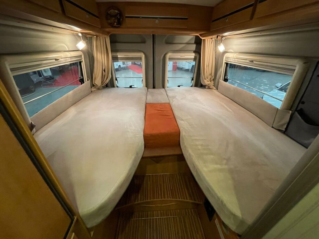 Pössl Roadcruiser 2012 Harmaa