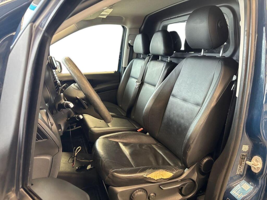 Mercedes-Benz Vito 2015 Sininen