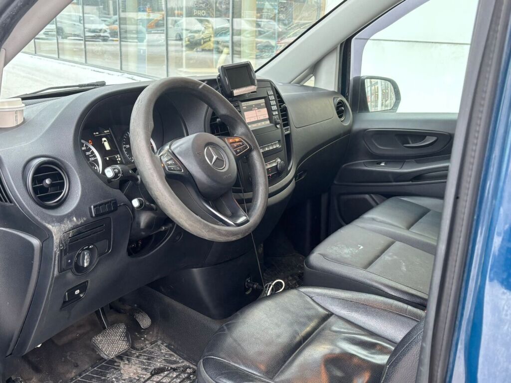 Mercedes-Benz Vito 2015 Sininen