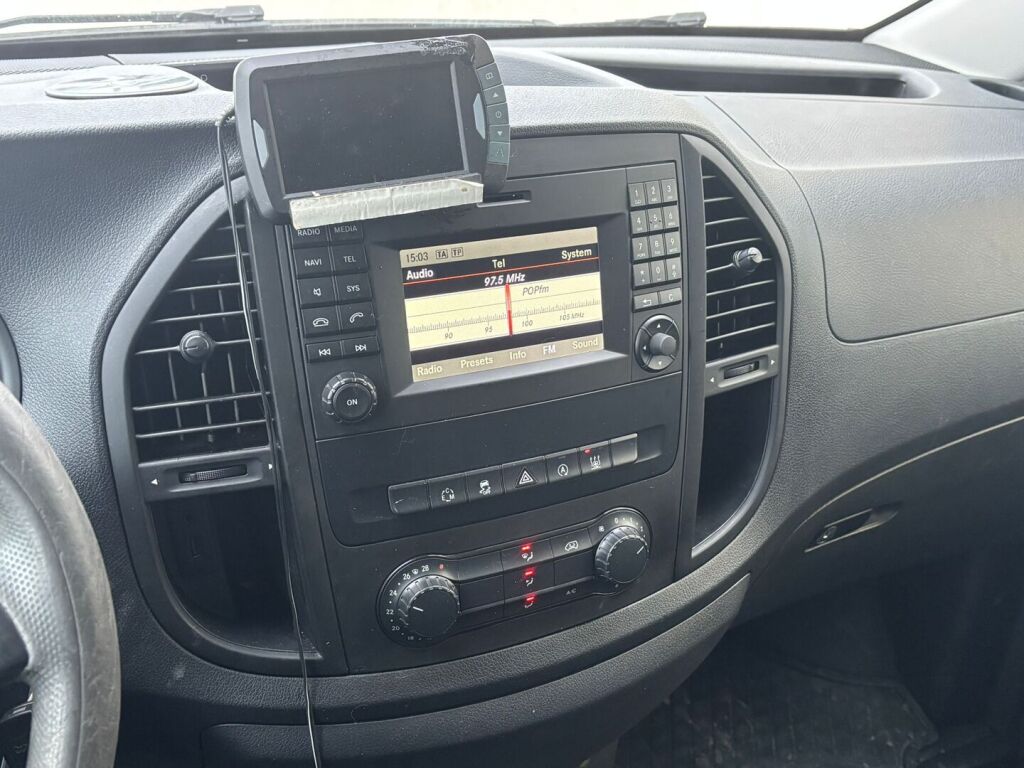 Mercedes-Benz Vito 2015 Sininen