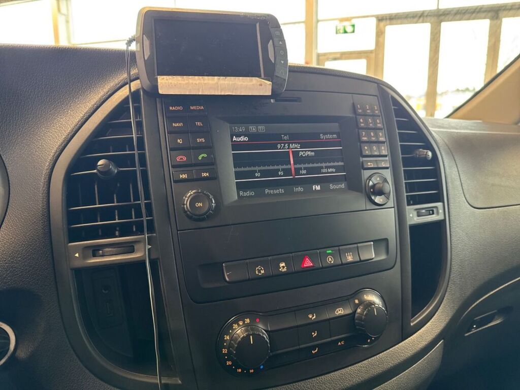 Mercedes-Benz Vito 2015 Sininen