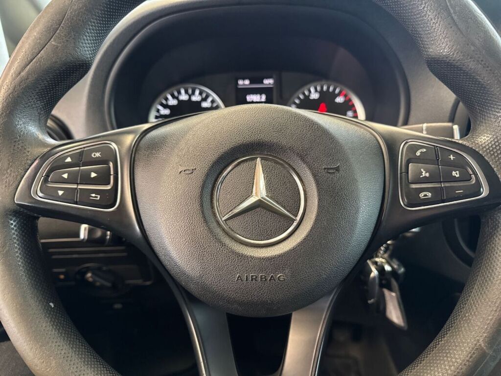 Mercedes-Benz Vito 2015 Sininen