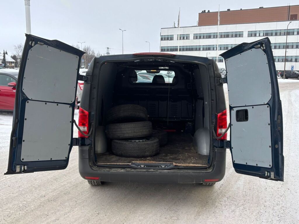 Mercedes-Benz Vito 2015 Sininen
