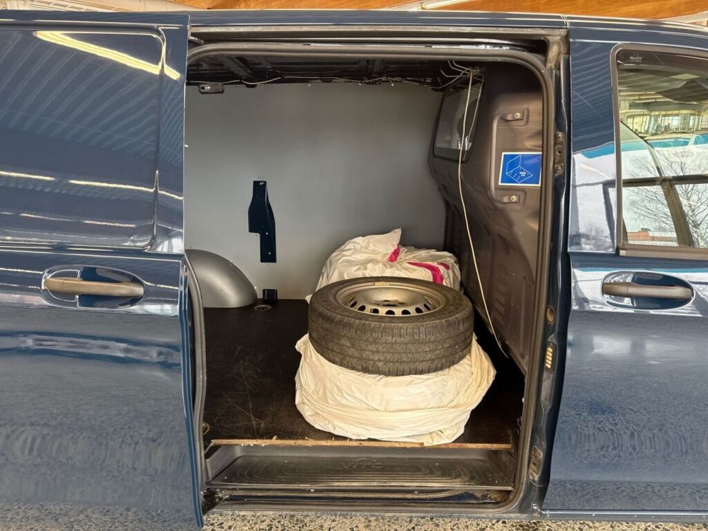 Mercedes-Benz Vito 2015 Sininen