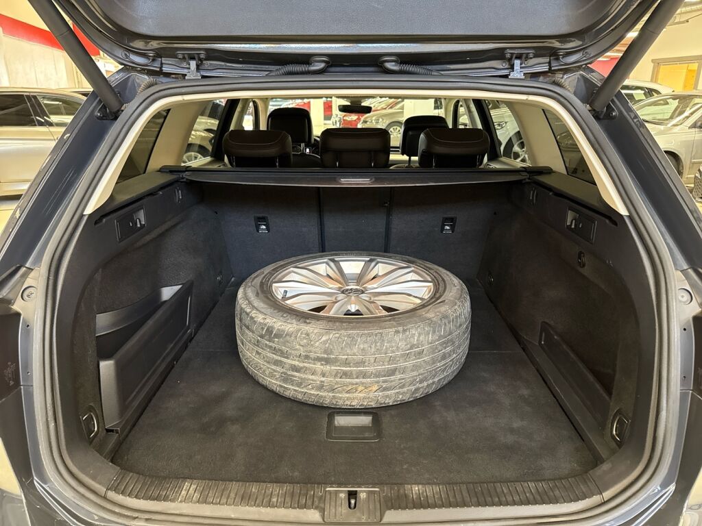 Volkswagen Passat 2015 Harmaa