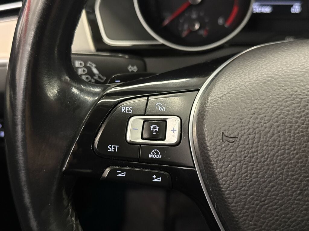 Volkswagen Passat 2015 Harmaa