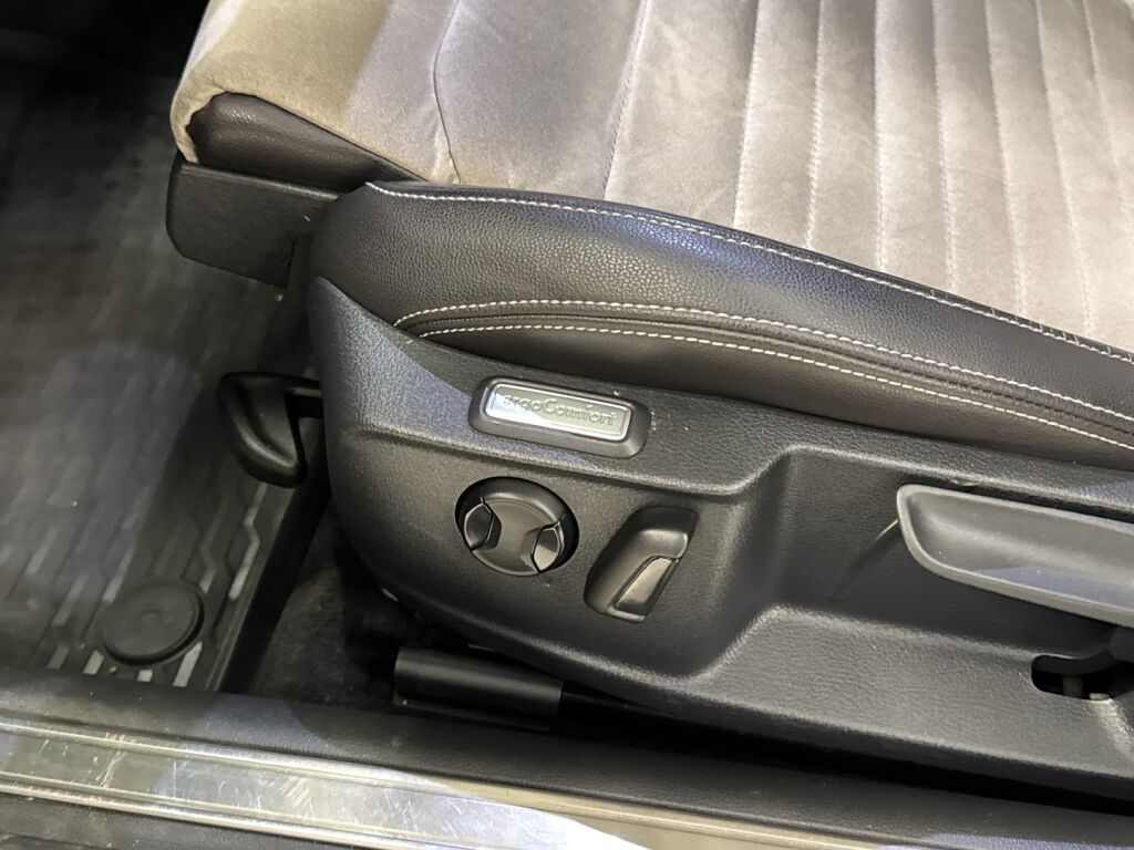 Volkswagen Passat 2015 Harmaa