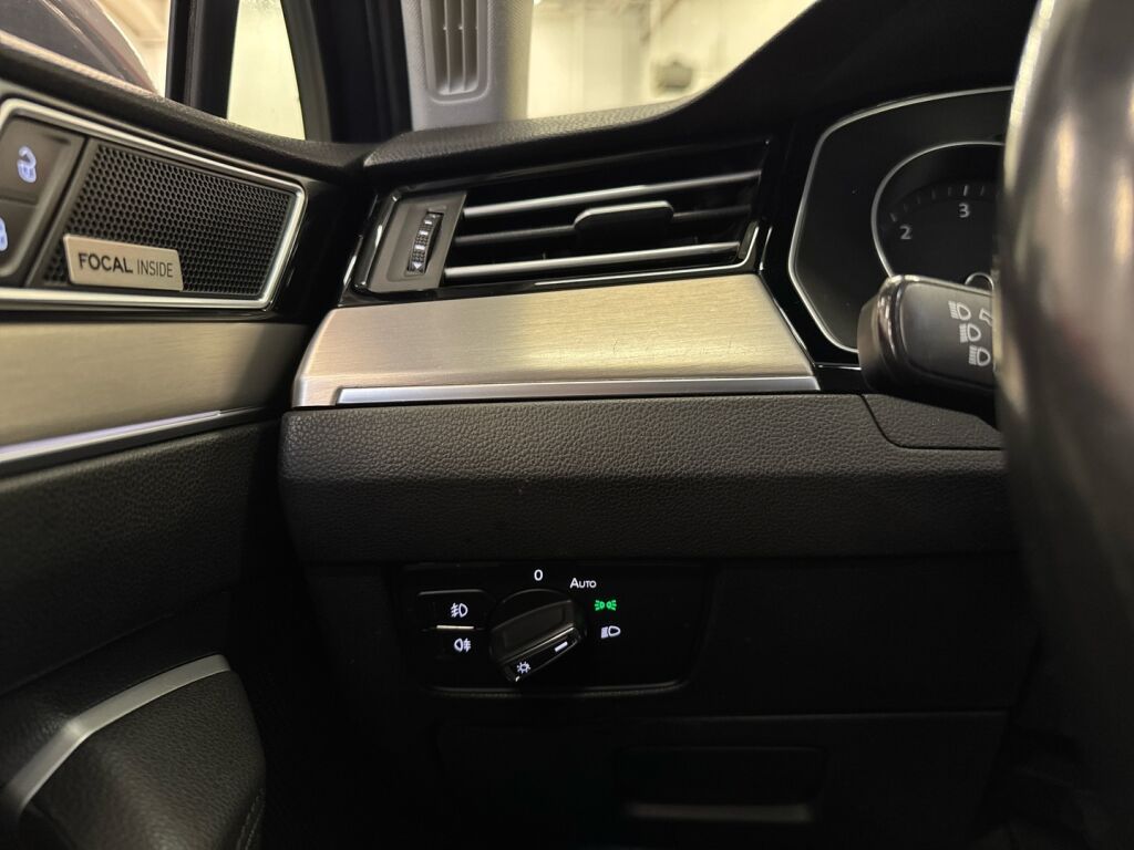 Volkswagen Passat 2015 Harmaa