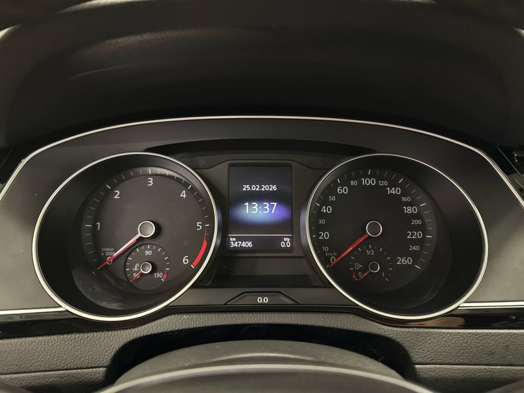 Volkswagen Passat 2015 Harmaa