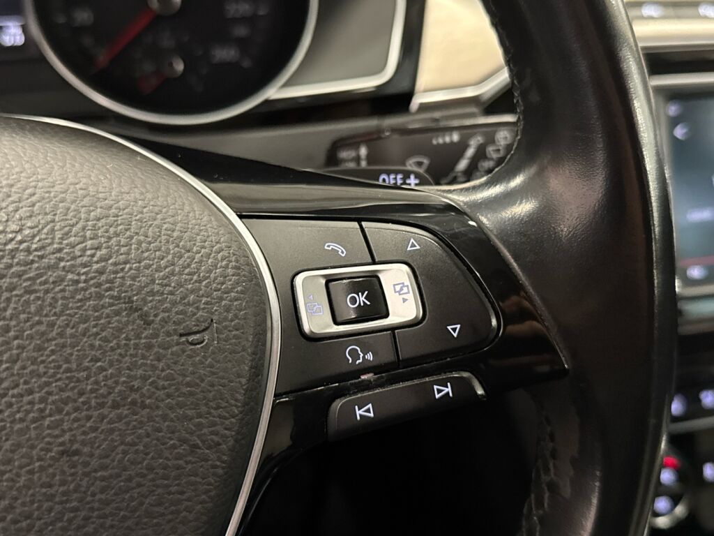 Volkswagen Passat 2015 Harmaa