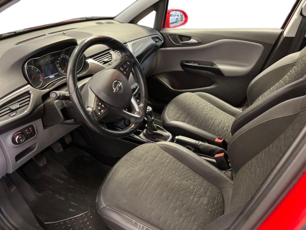 Opel Corsa 2015 Punainen