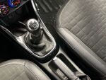 Opel Corsa 2015 Punainen