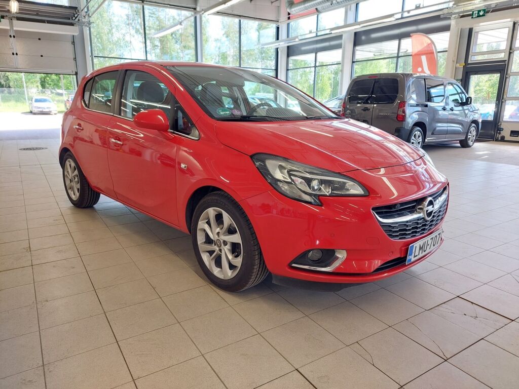 Opel Corsa 2015 Punainen