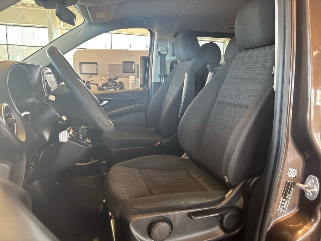 Mercedes-Benz Vito 2015 Ruskea (beige)