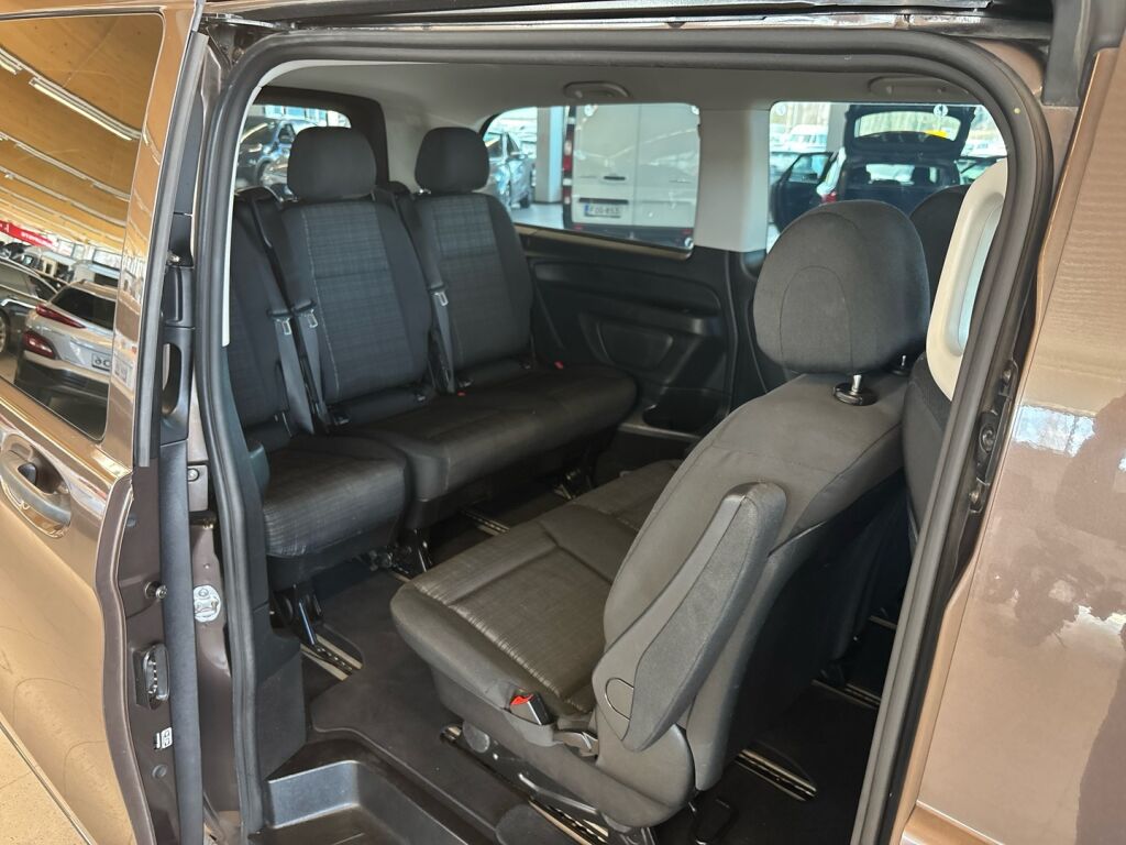 Mercedes-Benz Vito 2015 Ruskea (beige)