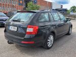 Skoda Octavia 2015 Musta