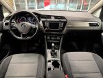Volkswagen Touran 2016 Musta