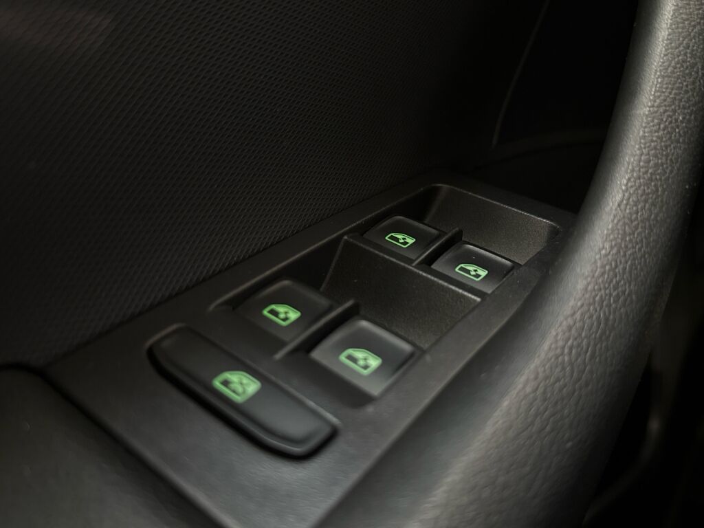 Skoda Rapid 2016 Valkoinen