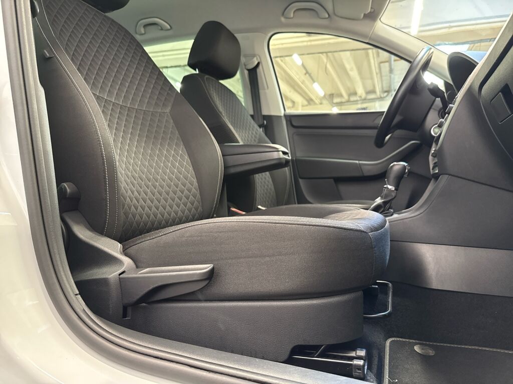 Skoda Rapid 2016 Valkoinen